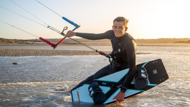 Kitesurf : la tempête Goreti propulse un athlète vers un nouveau record et c’est totalement fou !