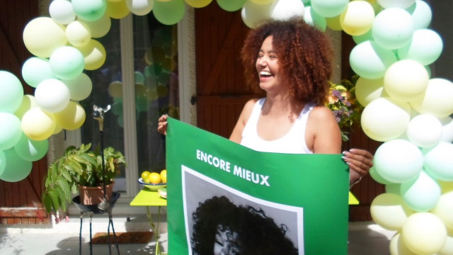 Nouveau look, nouvelle ère : le virage audacieux de Lena Situations