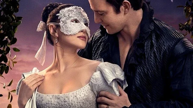 Corsets, hauts-de-forme et scandales : la saison 4 de Bridgerton débarque !