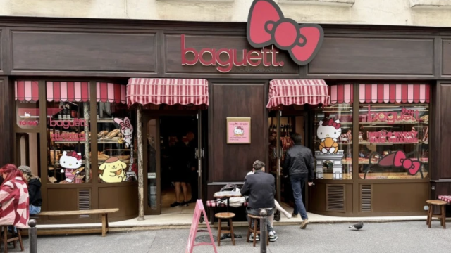 Viennoiseries, goodies et vibes kawaii : la collab Maison Kayser x Hello Kitty fait sensation