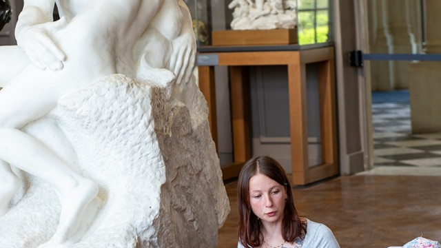 Dior invite les enfants au Musée Rodin pour une exposition spéciale