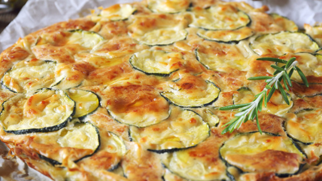 La scarpaccia : la recette légère, croustillante et stylée de l’été