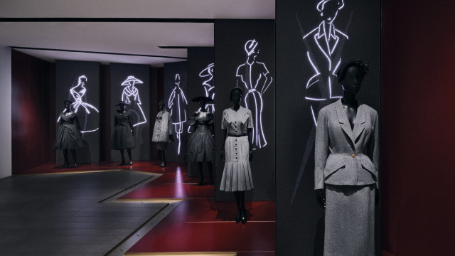 Paris célèbre la mode avec une double exposition exceptionnelle Dior x Azzedine Alaïa
