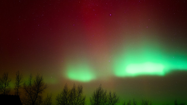 Où voir des aurores boréales en France ? Cette ville à deux heures de Paris est l’endroit parfait !