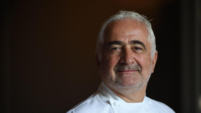 Le restaurant parisien de Guy Savoy frappe encore : découvrez pourquoi tout le monde parle de lui !