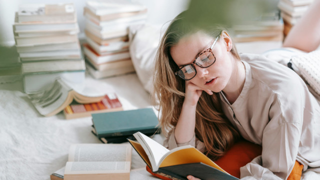 508 livres à l’horizon : la rentrée littéraire 2026 s’annonce XXL avec Tom Hanks et Keanu Reeves au programme