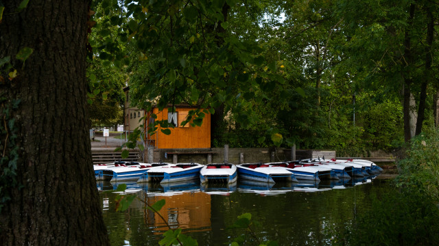 Apéro, soleil et bateau : ces spots pour un été chill sur l’eau à Paris !