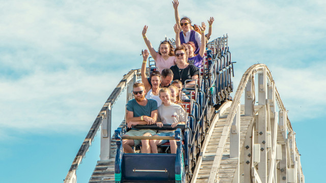 Après Disneyland, Universal ouvre son premier parc à 1h de Paris !