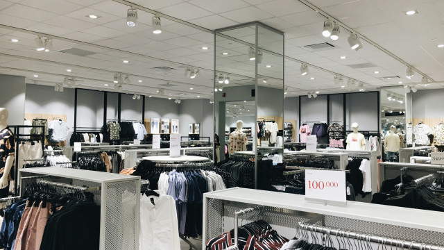 En ligne ou en magasin : comment profiter au mieux des soldes ?