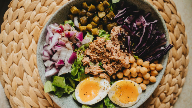 Marre du thon ? Ces aliments le remplacent parfaitement au quotidien