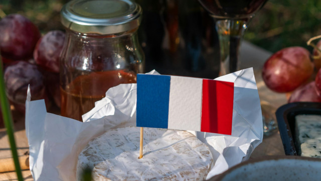 Terroir, étoiles, héritage : les secrets de la puissance culinaire française