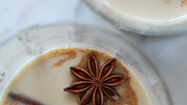 Dirty Chai Latte : l’alliance parfaite entre thé épicé et espresso qui va réveiller vos papilles !