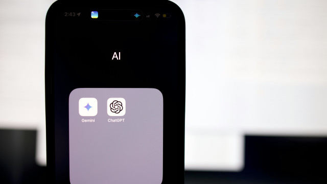 Solitude, anxiété, doutes : pourquoi ChatGPT devient le “psy” de la génération Z