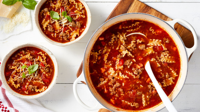Soupe de lasagnes : la recette virale qui va cartonner cet automne