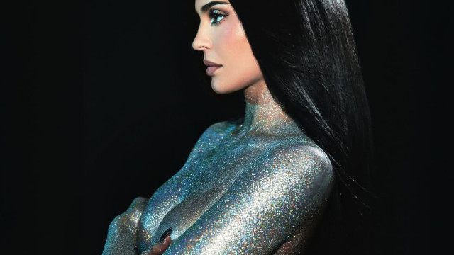 Kylie Jenner fait le buzz et signe le grand retour de sa marque King Kylie