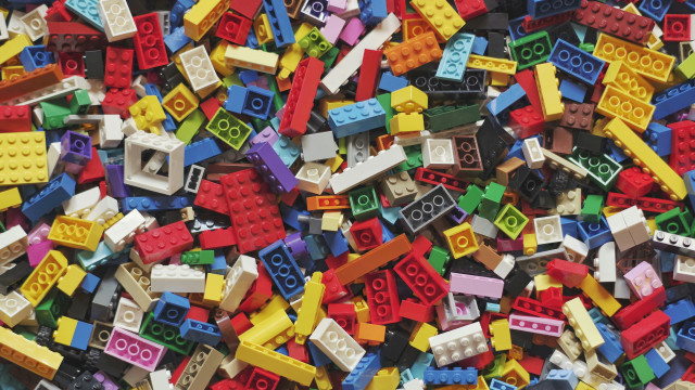 LEGO rend hommage à Gaudí avec un record XXL : la Sagrada Família en version miniature