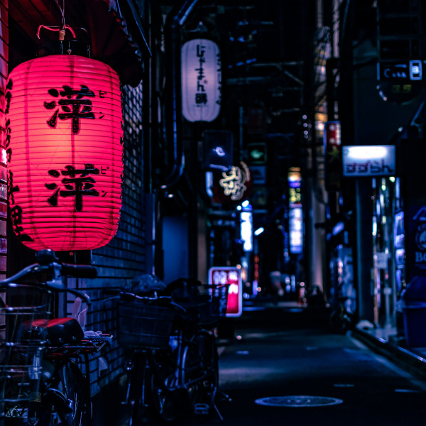 Motos, banane à la Elvis et rébellion : les bad boys japonais font leur grand retour