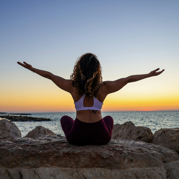 Anxiété, pression, surcharge mentale ? Le yoga a réponse à tout