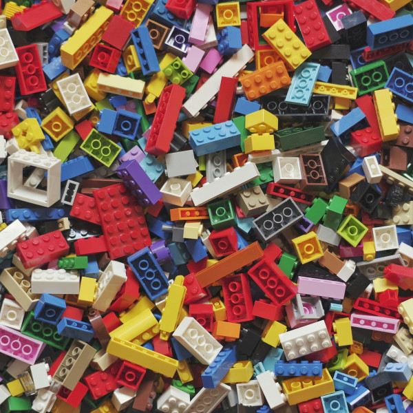 LEGO : pourquoi les adultes en raffolent (encore plus que les enfants) ?