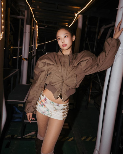 Jennie (Blackpink) casse son image k-pop avec Tame Impala et choque ses fans !