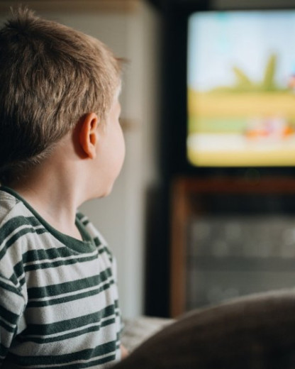 Amazon propose trois séries pour enfants générées par l'IA et affole Hollywood