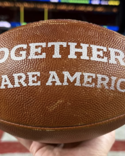 Super Bowl 2026 : découvrez tous les artistes qui ont enflammé la scène !