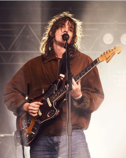 Découvrez Mk.gee, le nouveau guitariste phénomène !