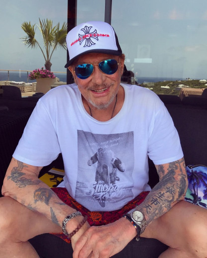 Johnny Hallyday : découvrez les premières révélations sur le biopic événement !
