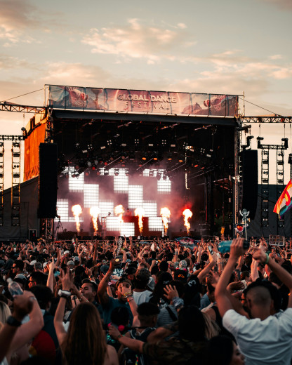 Découvrez nos 5 astuces pour survivre à un festival cet été !