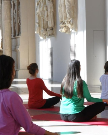 Yoga au Petit Palais ce dimanche 18 janvier : une expérience zen à ne pas manquer
