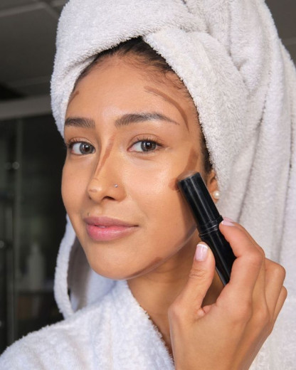 Méthode 53 : le secret viral pour remodeler le visage sans chirurgie !