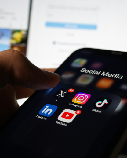 Interdiction des réseaux sociaux pour les mineurs : ce que la loi va vraiment changer