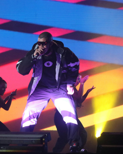 VIP, stars et accusations : la “Casita” de Bad Bunny crée la polémique
