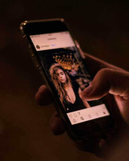 Grok : l’IA de X sert à déshabiller les femmes sur demande et c’est choquant !