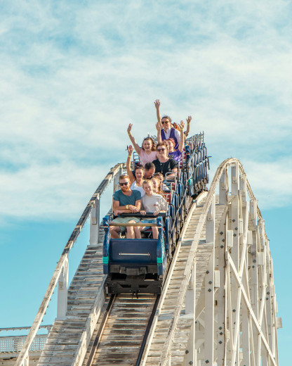 Après Disneyland, Universal ouvre son premier parc à 1h de Paris !