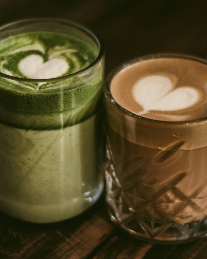 Le pistachio latte, nouvelle obsession green et gourmande de l’été