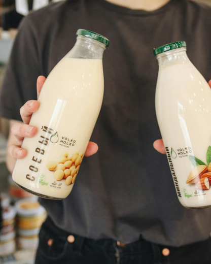 Le lait végétal peut-il vraiment détrôner le lait de vache ?