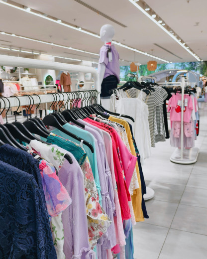 Lefties arrive en France : la nouvelle adresse mode qui va faire trembler Primark et Shein