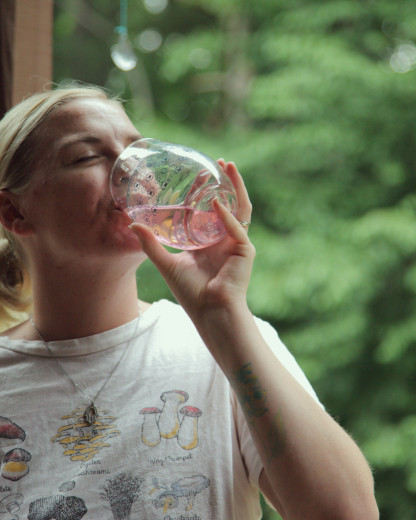Eau, thé glacé, eau de coco : voici les boissons stars de l'été pour affronter la chaleur !