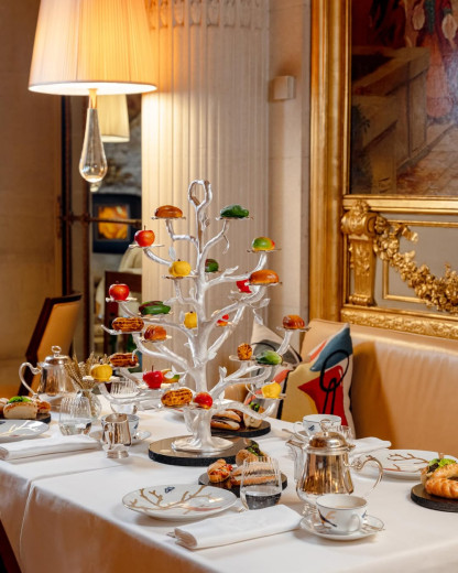 Cédric Grolet signe un nouveau tea time le plus spectaculaire du printemps